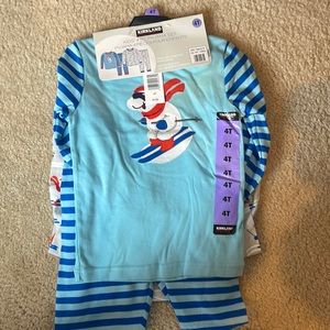 Kids 4pc pajama set Christmas